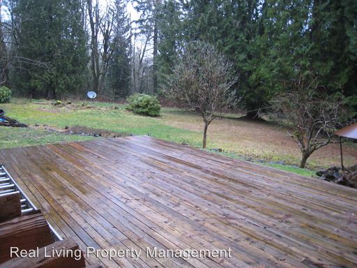 212 Meridian Dr, Kelso, WA 98626 House Rental in Kelso, WA