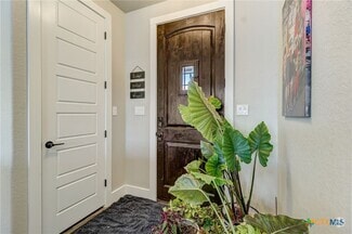 Building Photo - 281 Cibolo Way