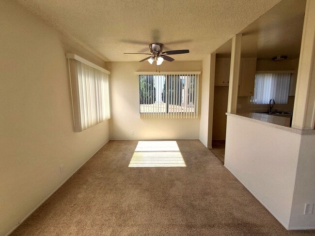 Building Photo - Memorial Apartments- Spacious  Clean 2 Bed...