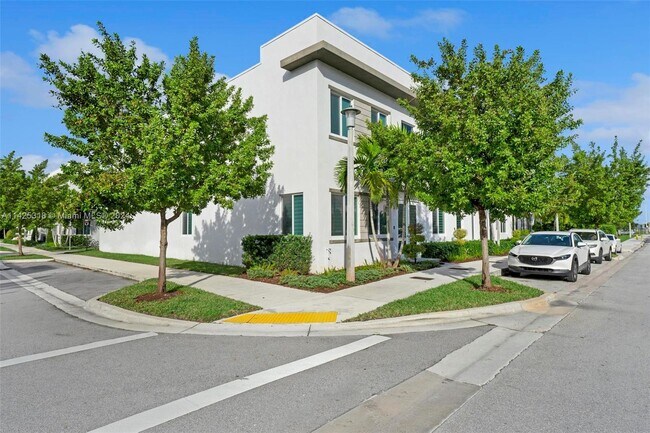 Building Photo - 10259 NW 66th St