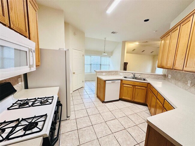 Foto del edificio - 1101 Hunter's Creek Dr