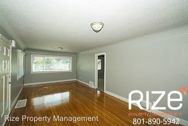 Foto del edificio - 5 br, 2 bath House - 7994 Allen St