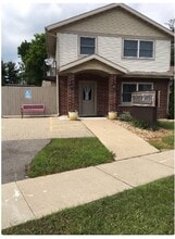 Building Photo - 210 E Verona Ave