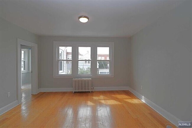 Foto del edificio - 164 Brighton Ave