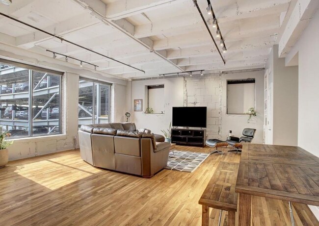 Foto del edificio - 917 Main St