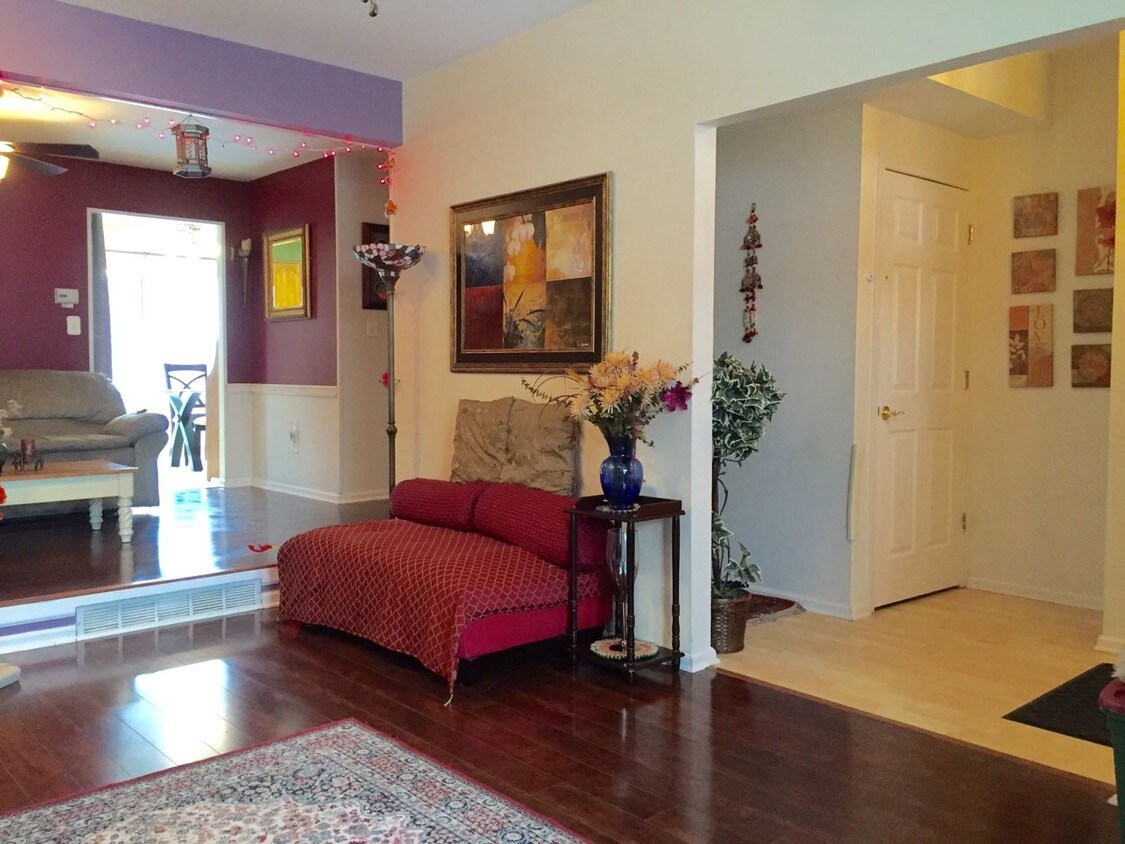 34 Spruce St, Jamesburg, NJ 08831 Townhome Rentals in Jamesburg NJ