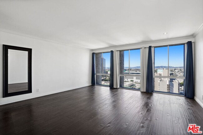 Foto del edificio - 800 W 1st St