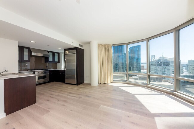 Foto del edificio - 333 1st St