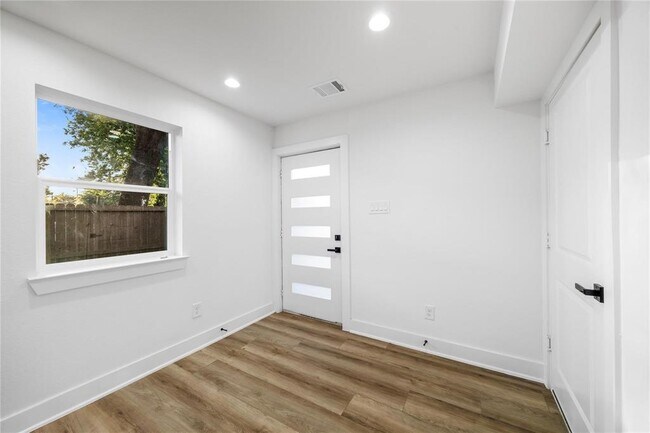 Foto del edificio - 2548 Walcott Ln