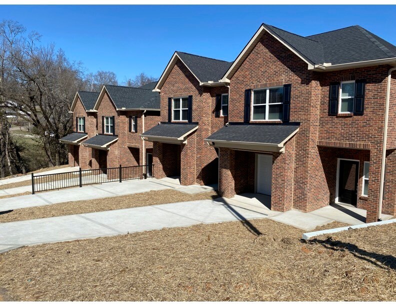 1342 Gatewood Ln, Knoxville, TN 37919 Townhome Rentals in Knoxville