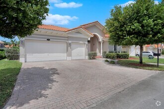 Building Photo - 7871 SW 195th Terrace