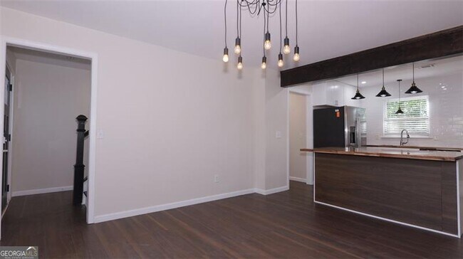 Building Photo - 1824 Idlewood Rd