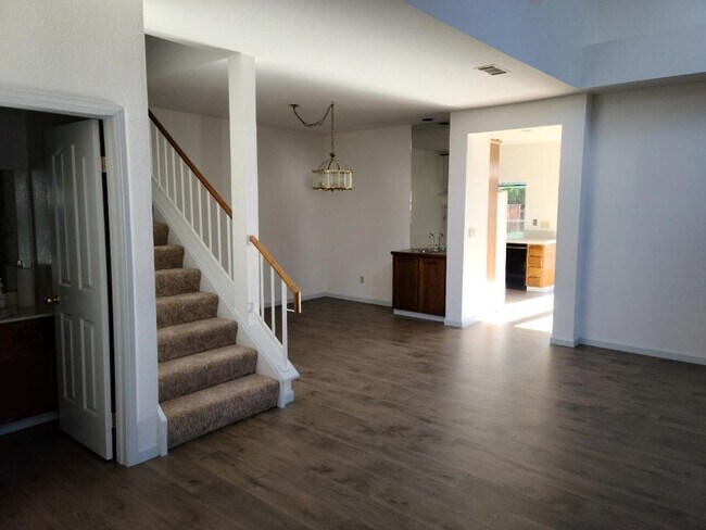 Building Photo - 2638 Heritage Park Cir