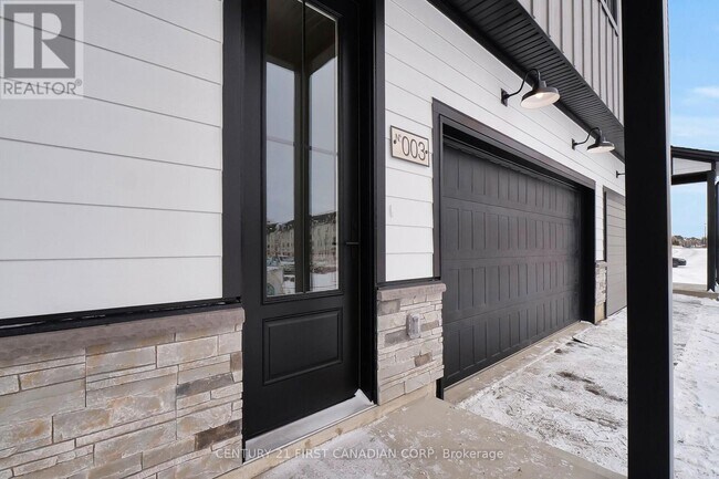 Building Photo - 310 Callaway Rd