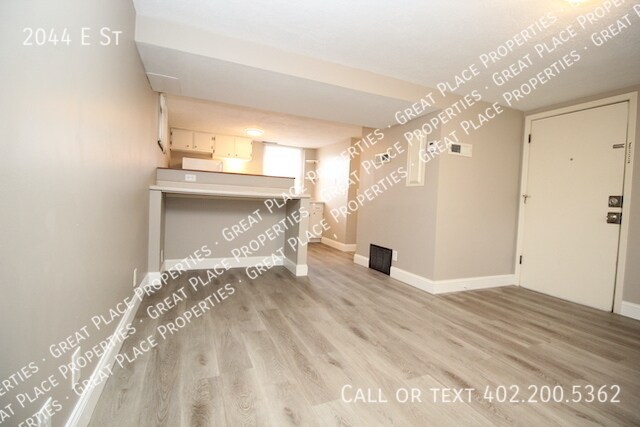 Foto del edificio - 2044 E St-