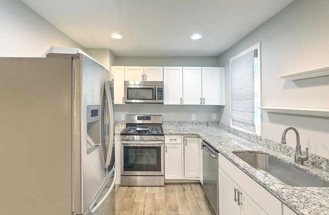 Foto del edificio - Renovated Home in the Heart of West Ashley!