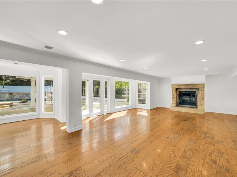 9654 Wendover Dr Houses in Beverly Hills, CA Westside Rentals