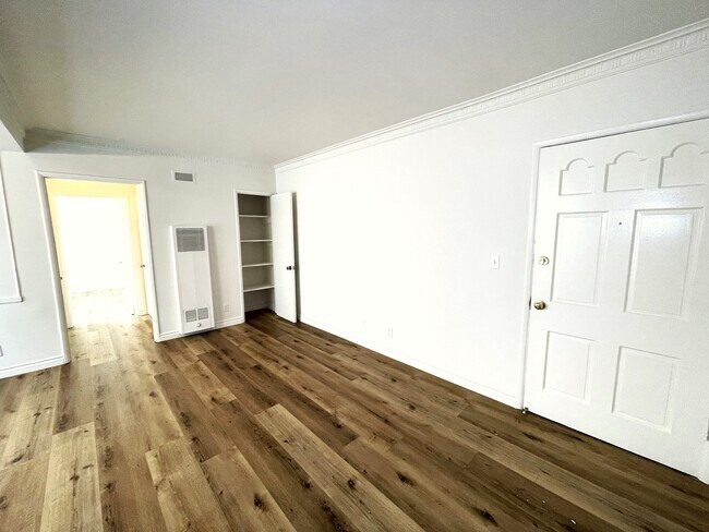 Foto del edificio - 3565 S Sepulveda Blvd