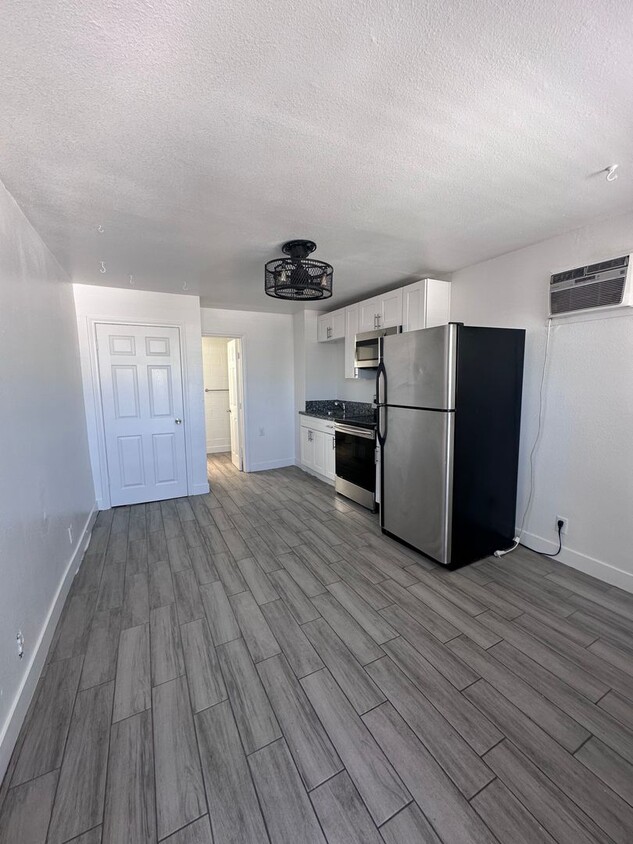Primary Photo - Studio Loft in the Arts District