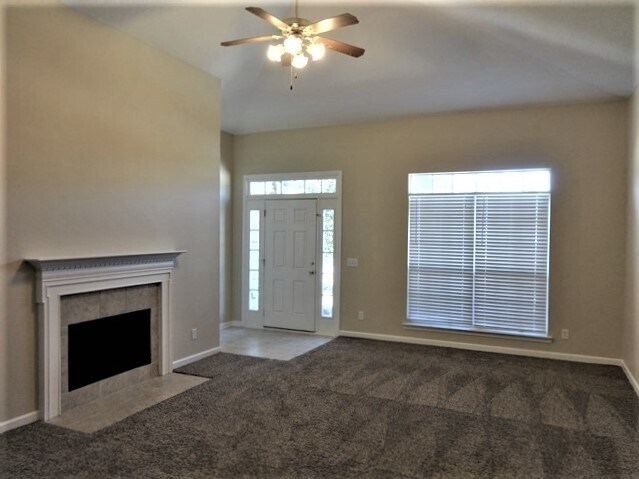Building Photo - 10 Valleydale Way