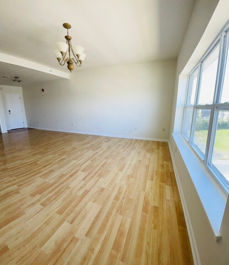 Foto principal - 358 Rector St