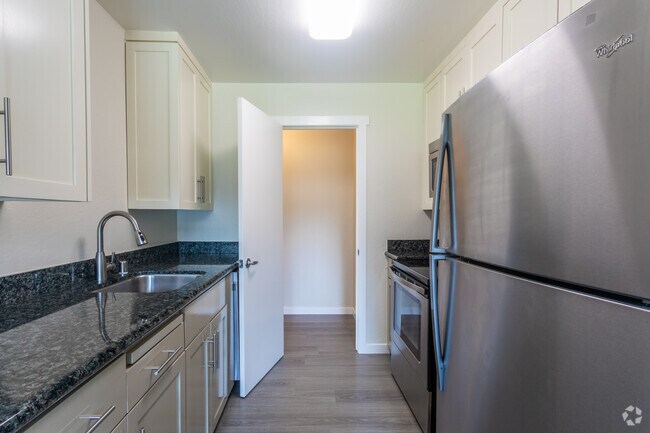 1BR,1BA - Verona Gardens