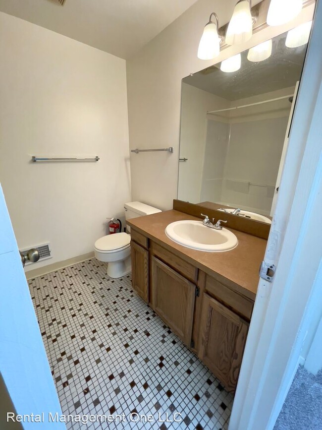 Foto del edificio - 2 br, 1.5 bath House - 1019 Glengary