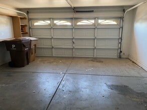 Building Photo - 8755 W Royal Palm Rd