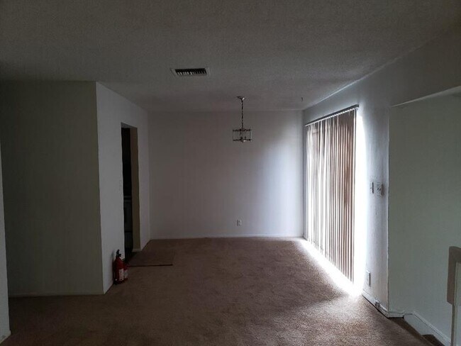 Building Photo - 2214 NW 59th Way