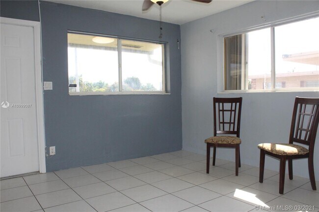 Foto del edificio - 5141 NE 18th Ave