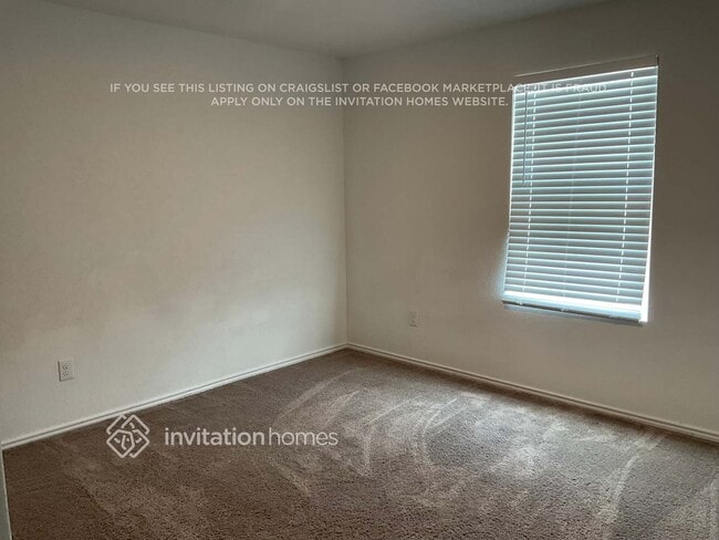Building Photo - 160 Parish Ln