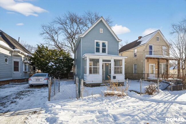 Building Photo - 920 S Matthew St