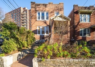 Building Photo - 656 JFK Blvd E