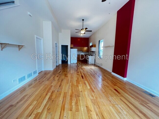 Foto del edificio - 1512 W 17th St