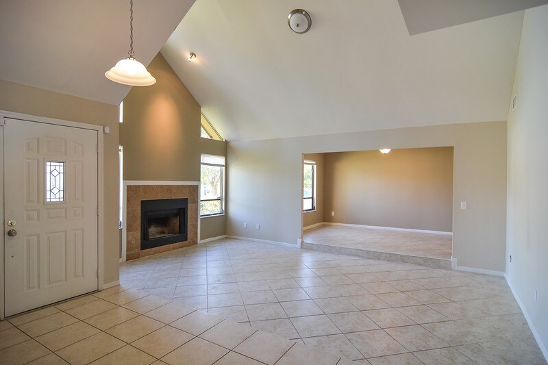 Foto principal - 345 10th St SW