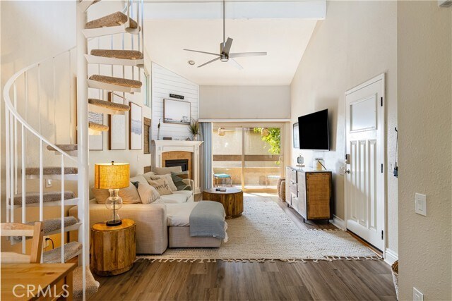 Foto del edificio - 16965 Bluewater Ln