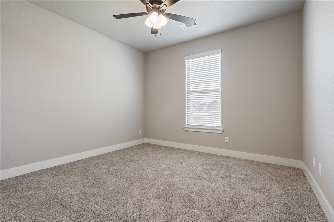 Foto del edificio - 7006 SW Orange Ave