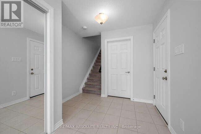 Building Photo - 374 Willow Aster Cir
