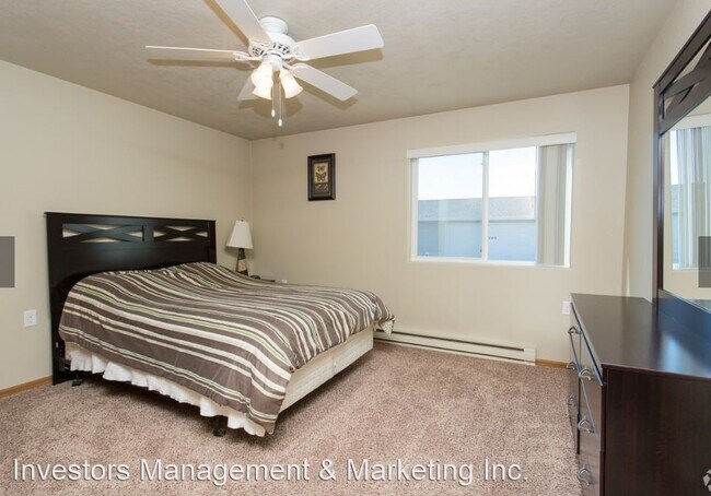 Foto del edificio - 2720 5th St NW