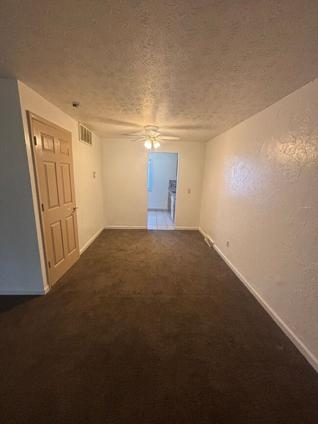 Building Photo - 23823 Banbury Cir