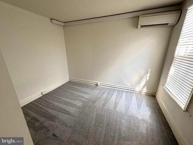 Building Photo - 23 Cornhill St