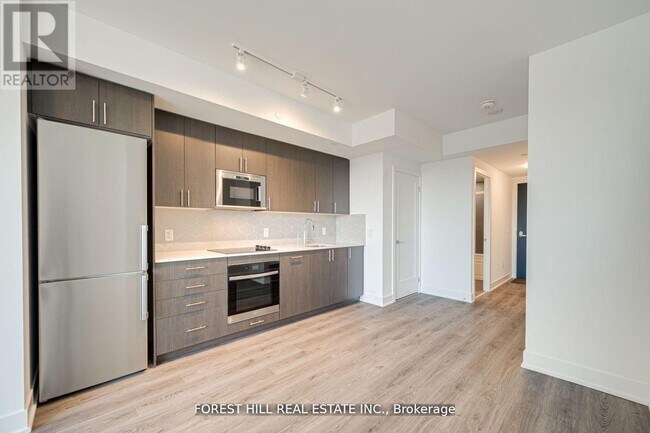 Photo du bâtiment - 2545 Simcoe St N