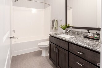 1BR, 1BA - Isle Royale - ENDI Plaza