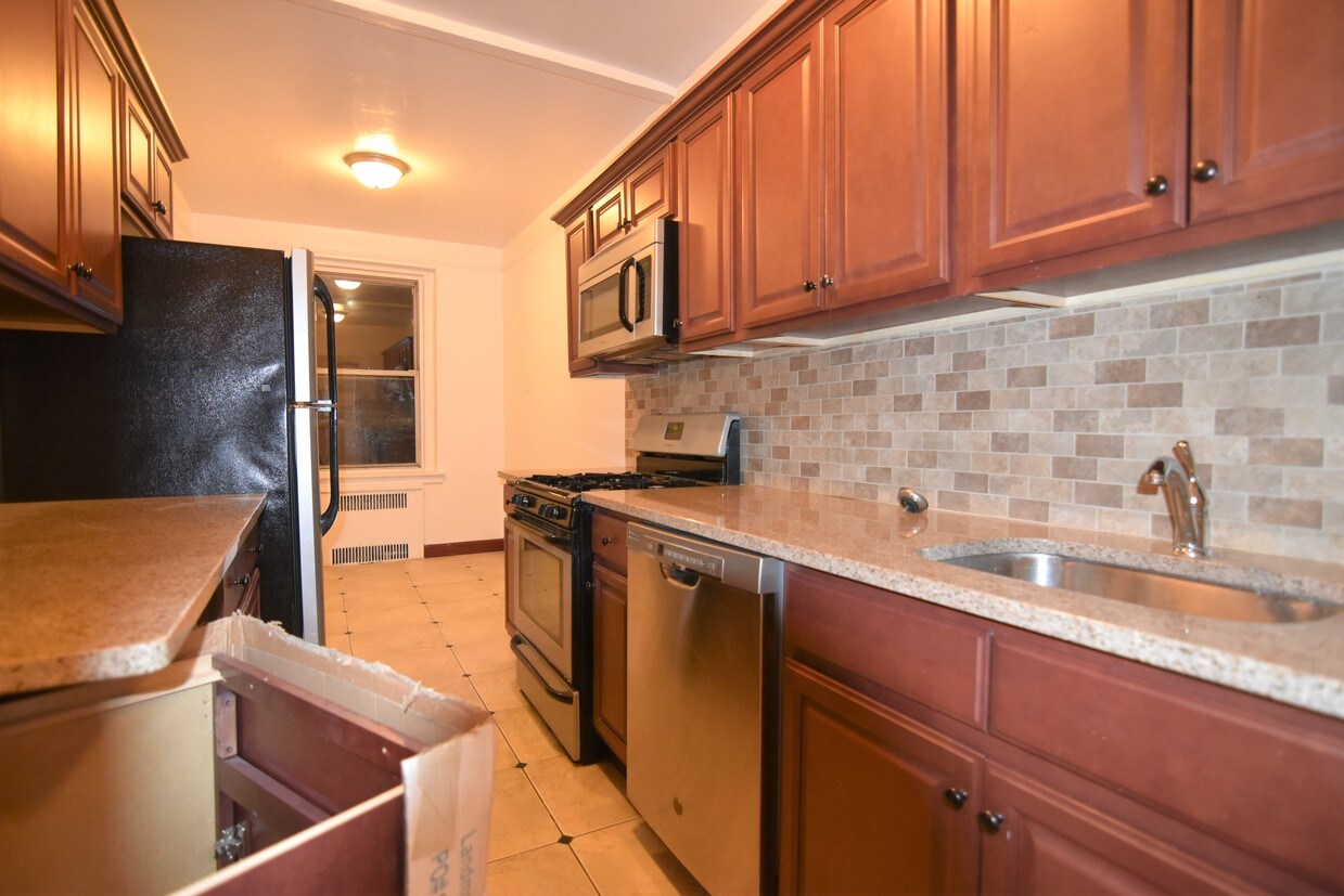 Foto principal - 1415 Avenue O