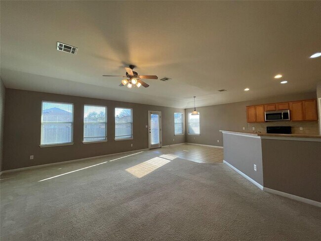 Building Photo - 7820 Little Deer Trail