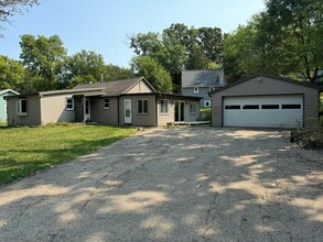Building Photo - 4675 Goodland Park Rd