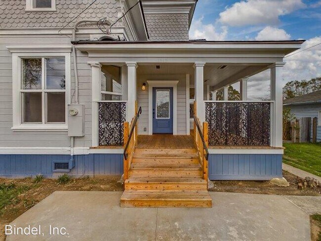 Building Photo - 4 br, 2 bath House - 1315 11th ST