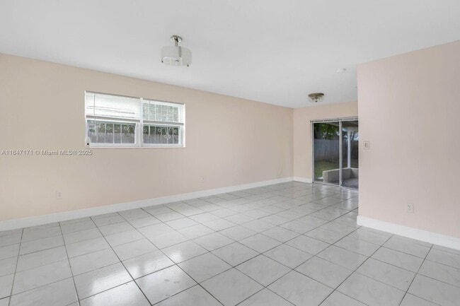 Building Photo - 14510 SW 296th St