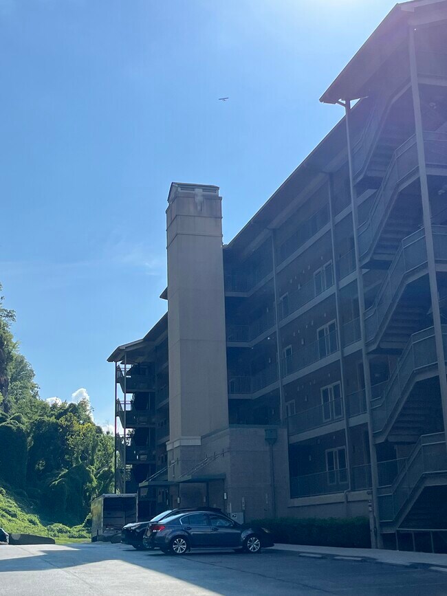 Foto del edificio - 3001 River Towne Way