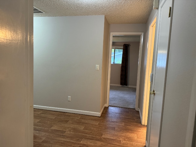 Foto del edificio - 11524 38th Dr SE